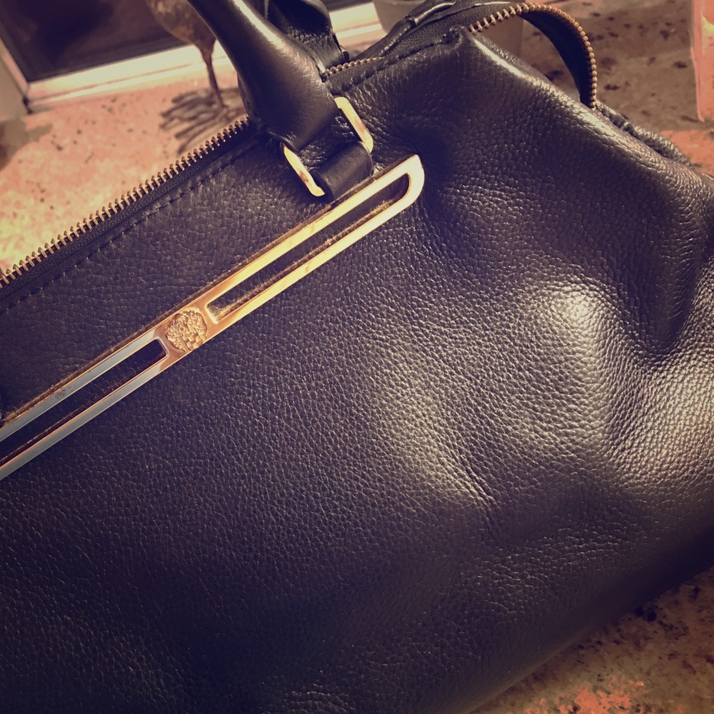 Vince Camuto Genuine Leather Purse Tote Black.