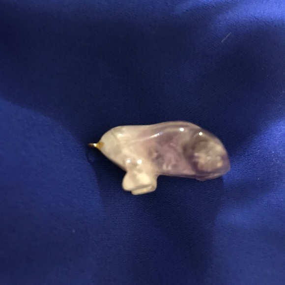 Stone frog pendant. - Picture 2 of 3