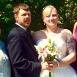 Meet your Posher, Lester amber