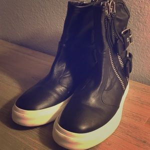 Giuseppe Zanotti sneakers