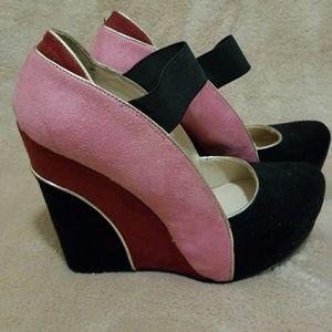 Colored wedges