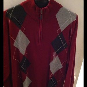 Brand New with tags!! Men’s sweater!  🎁 ❄️ 🌲