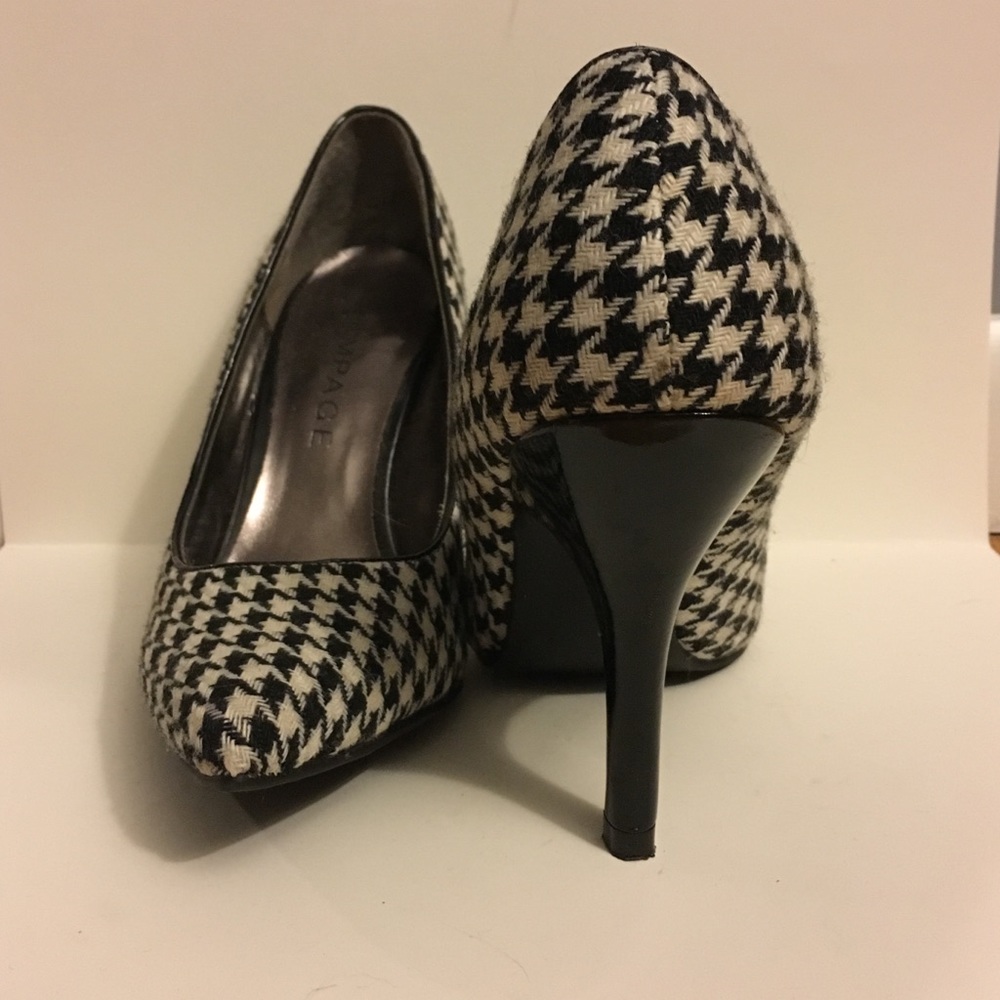 Rampage Black and White Houndstooth Pumps