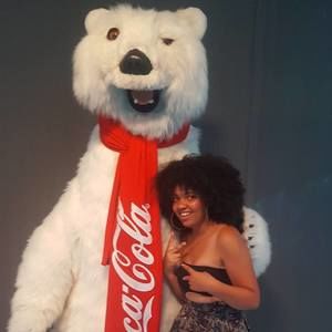 Meet your Posher, Monique