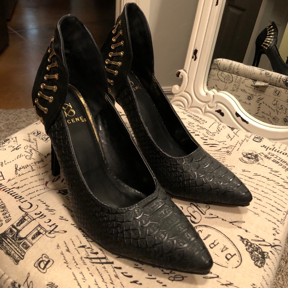 Scene shoes