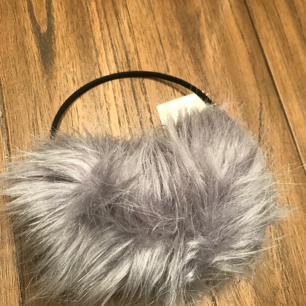 Fur ear muffs 🔴 - Picture 3 of 3