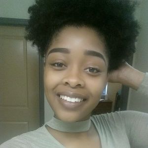 Meet your Posher, Mikayla