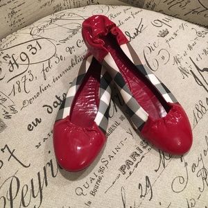 Burberry flats
