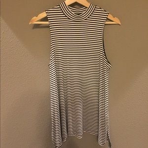 Mossimo mock neck ribbed tank