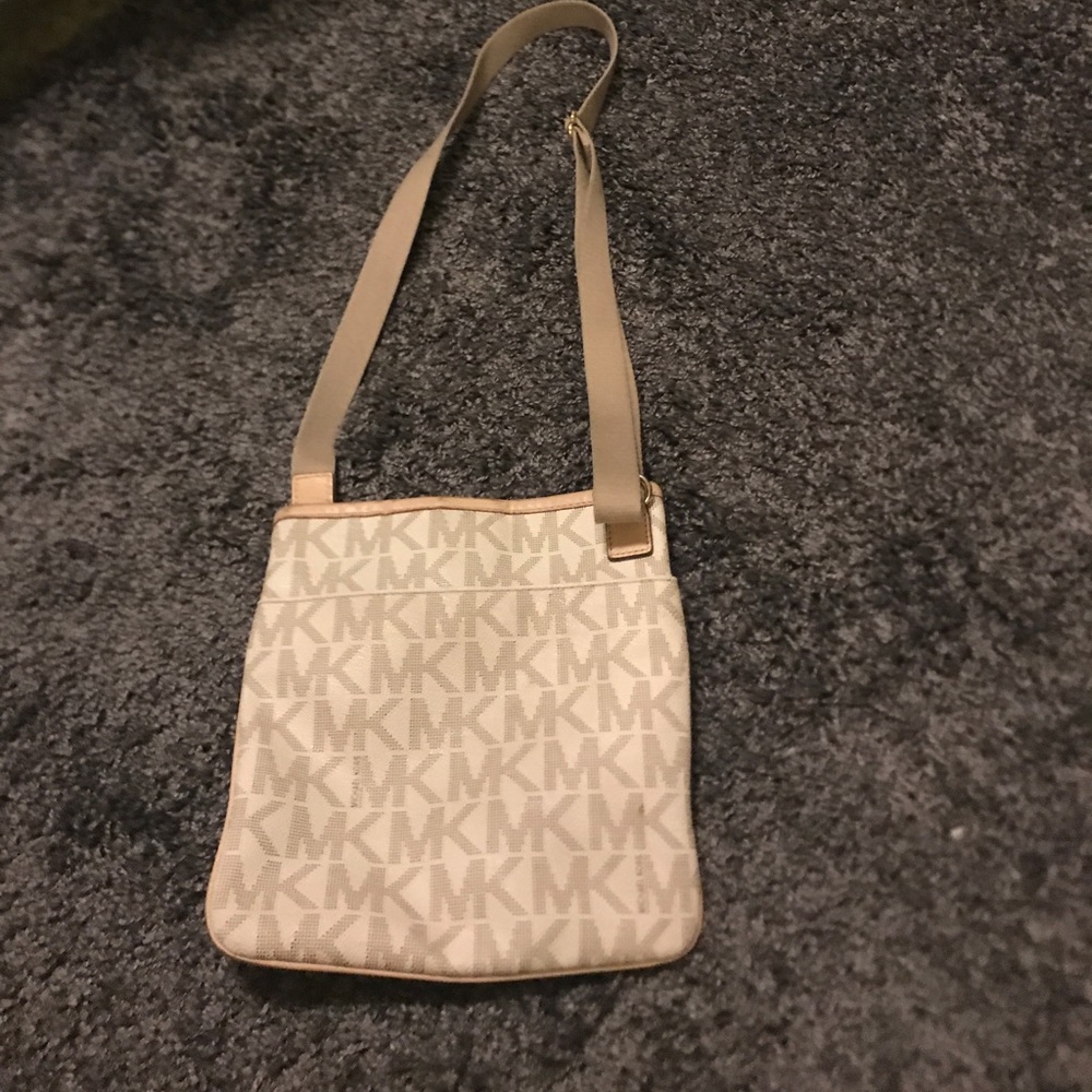 Michael Kors crossbody purse cream color