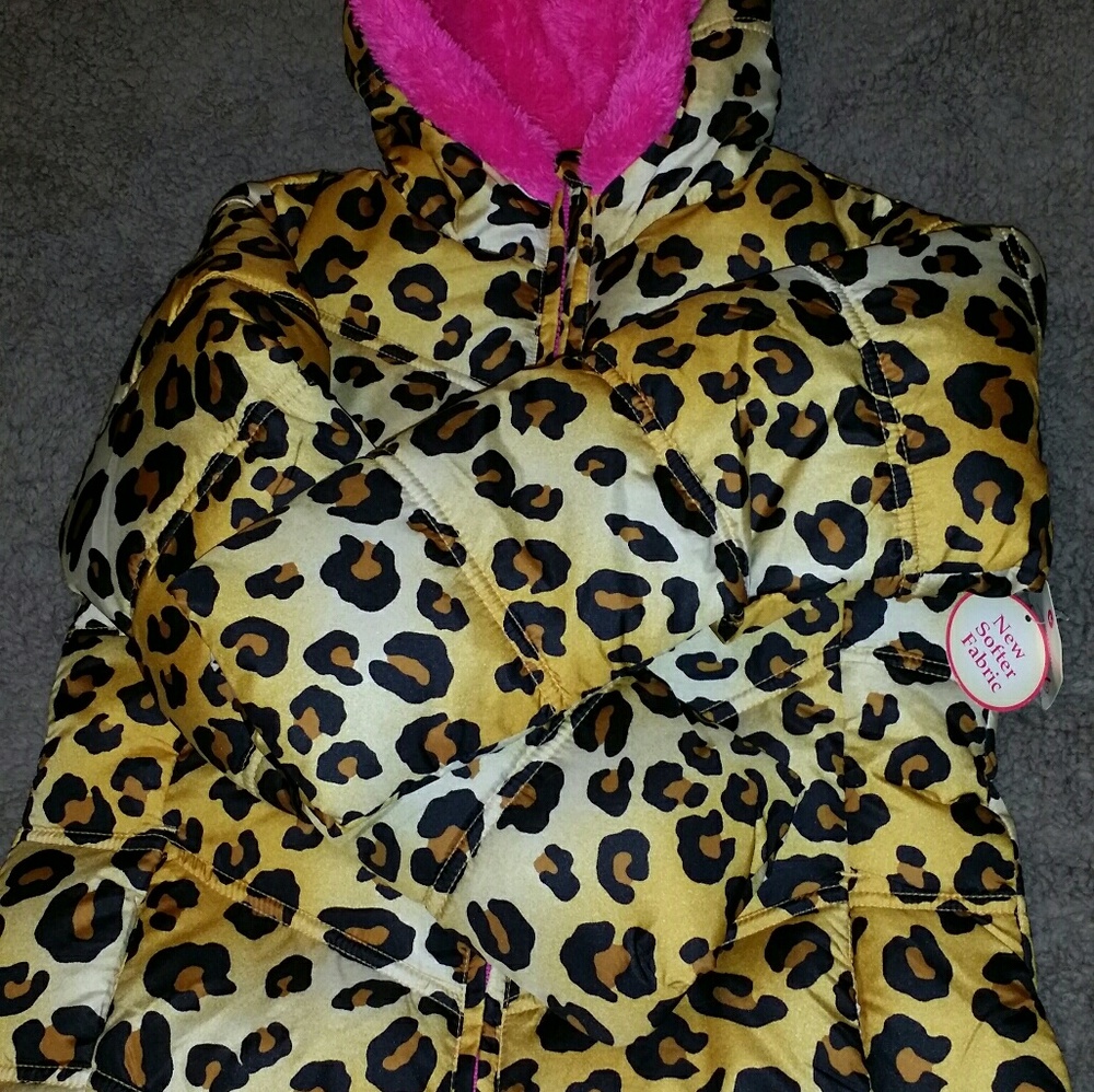 Girls size 7-8 puff jacket