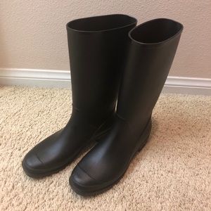 Women’s Tall Rubber Rain Boots