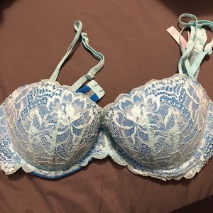 Victoria’s Secret Pink Date Push up