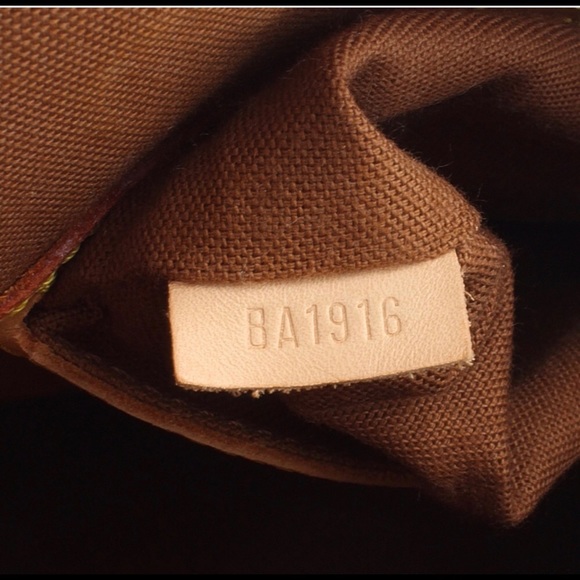 ❤️LV Alma PM - Picture 4 of 5