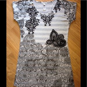 Size Medium Jacobean Print Tunic NWOT