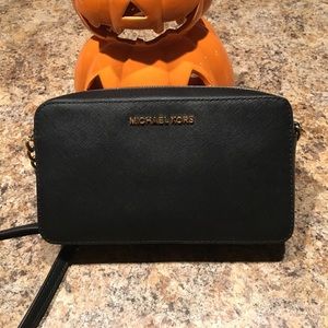 Michael Kors Cross Body Bag