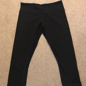 Lululemon reversible crop leggings
