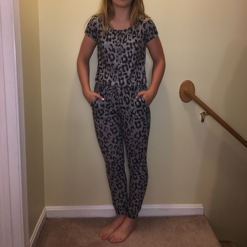 Animal print one piece\romper!