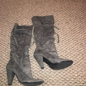 Cute Gray Stylish Boot!!!