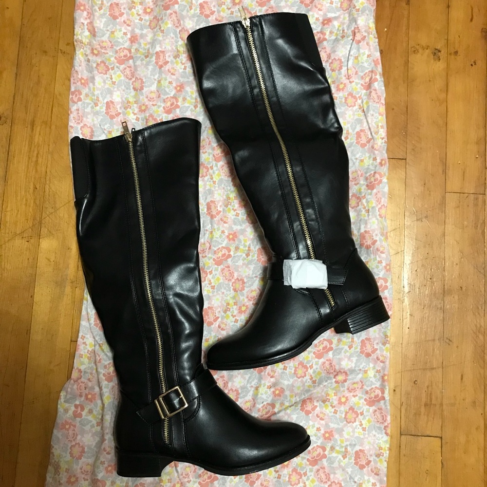 Never Worn Black High Flat Boots