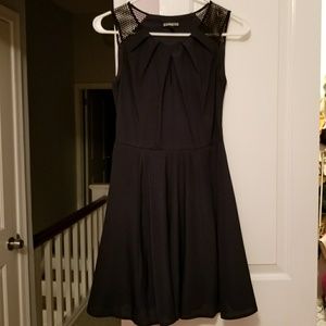 Express dress 0