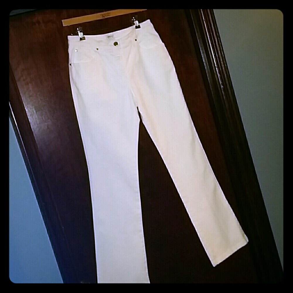 Armani High Waist Boot cut Jeans SZ 8