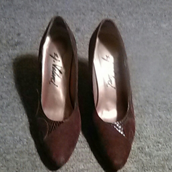 Woman high heel shoes - Picture 2 of 4