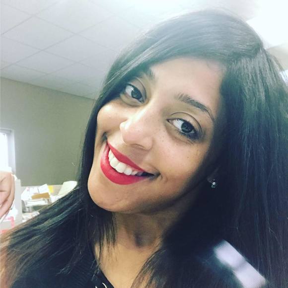 Meet your Posher, Martina - Picture 1 of 1