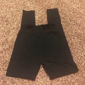 Rare black Lularoe tween legging
