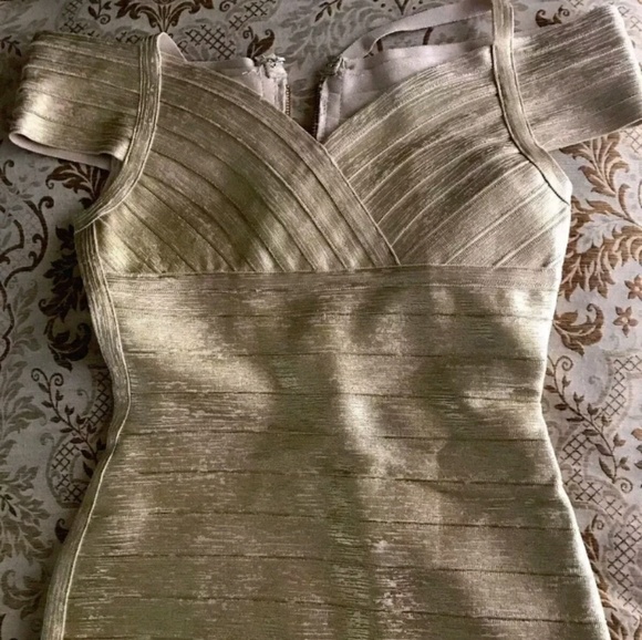 BNWT Herve Leger Gold Bandage Dress - Picture 4 of 8