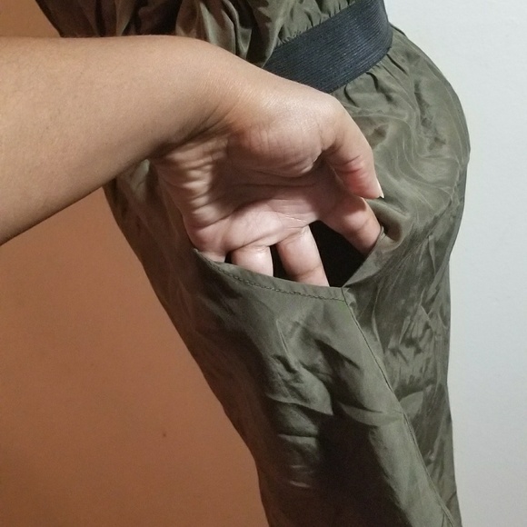 Banana Republic dress - Picture 8 of 8