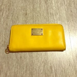 ✨⚡️Yellow MK Wallet⚡️✨