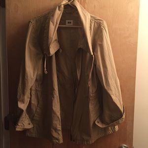 Uniqlo lightweight jacket