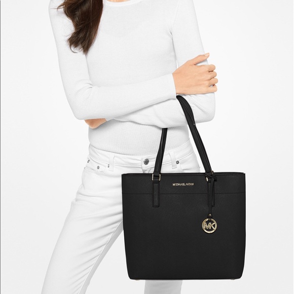 New Michael Kors Morgan Tote in Acorn! - Picture 7 of 7