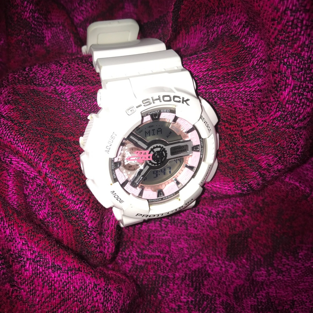 G Shock Women Pink Silver