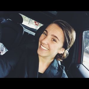 Meet your Posher, Jana