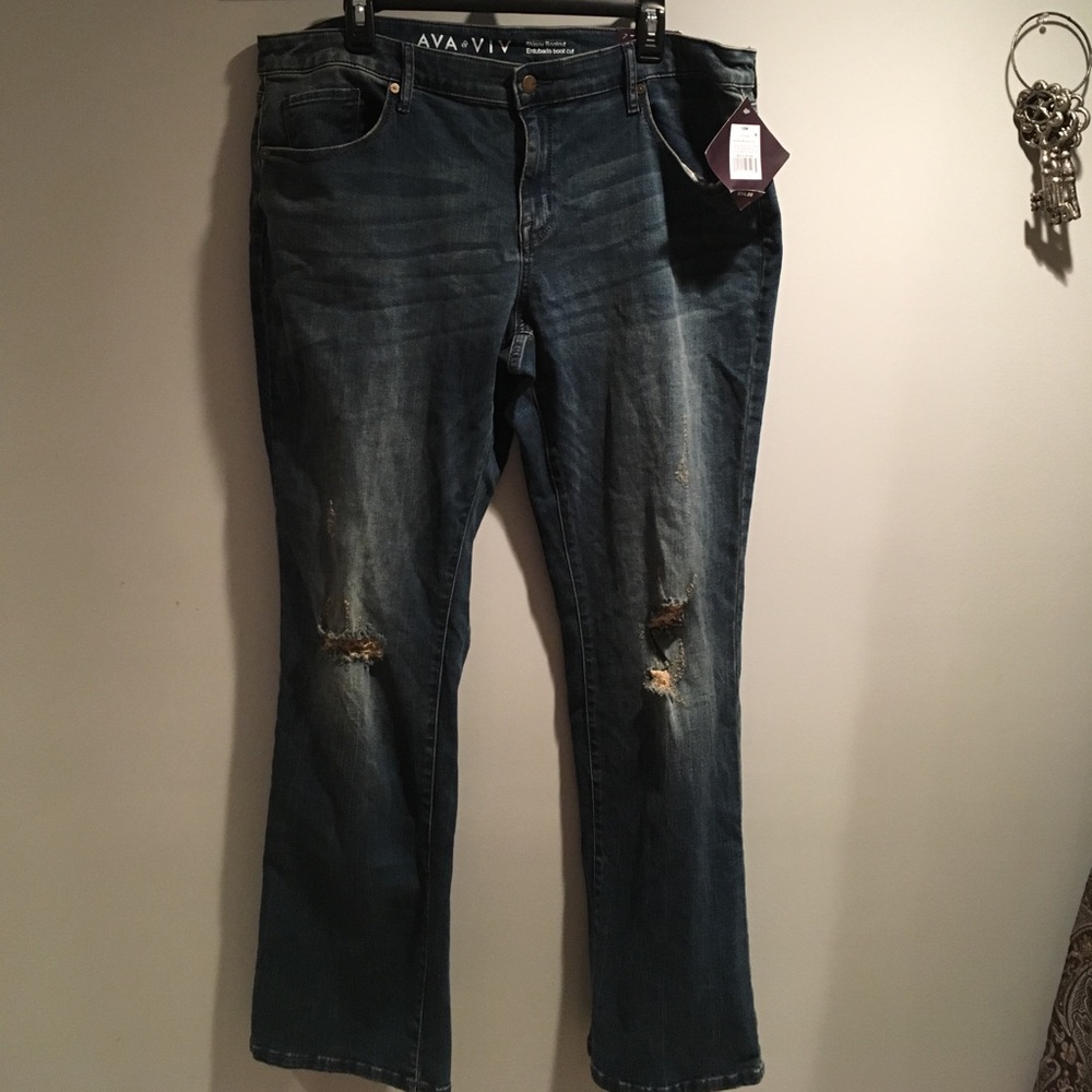 NWT 18W Blue Ripped Jeans Ava&Viv