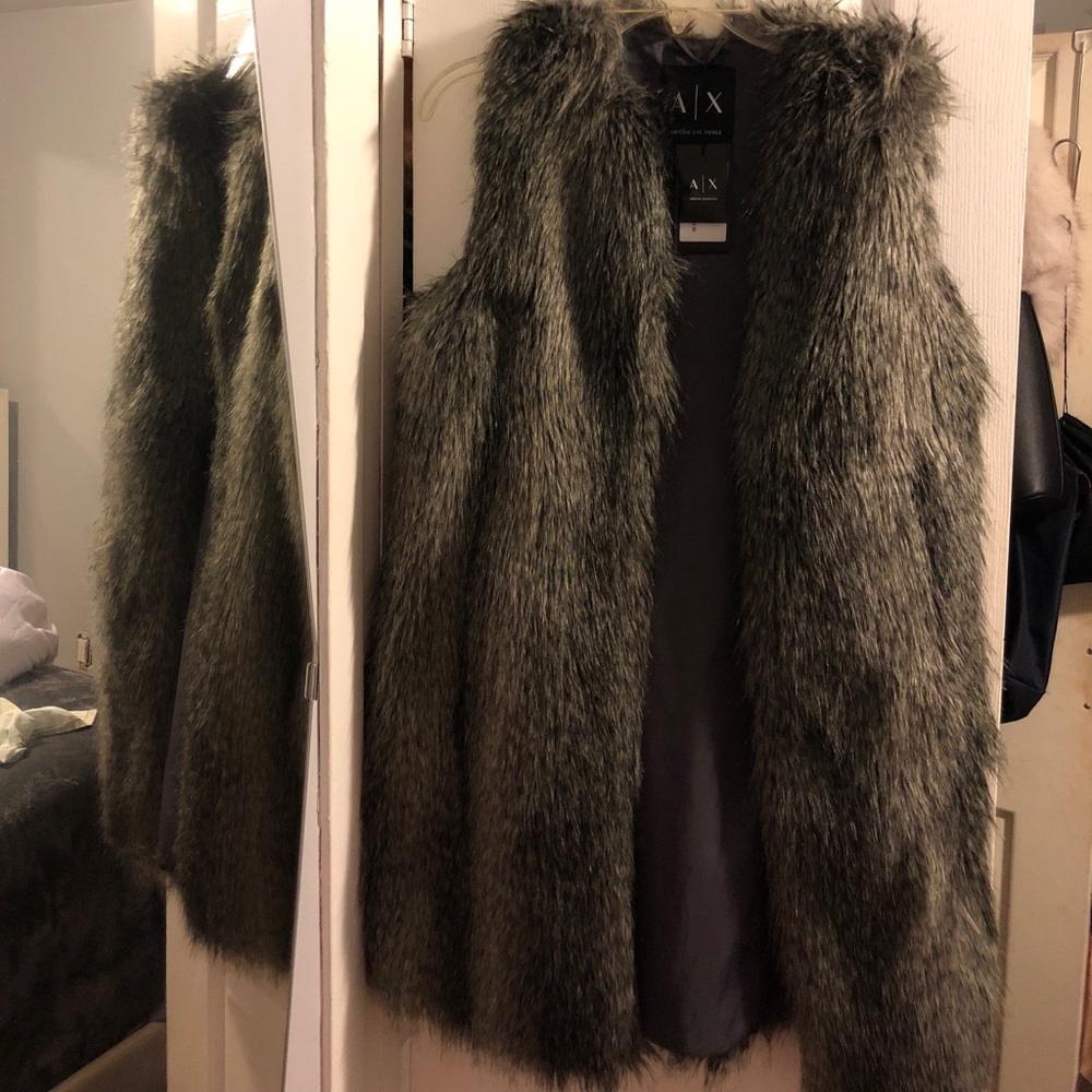 Fur vest