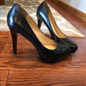Nine West black pumps size 7.5