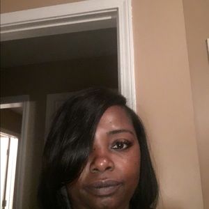 Meet your Posher, Carla