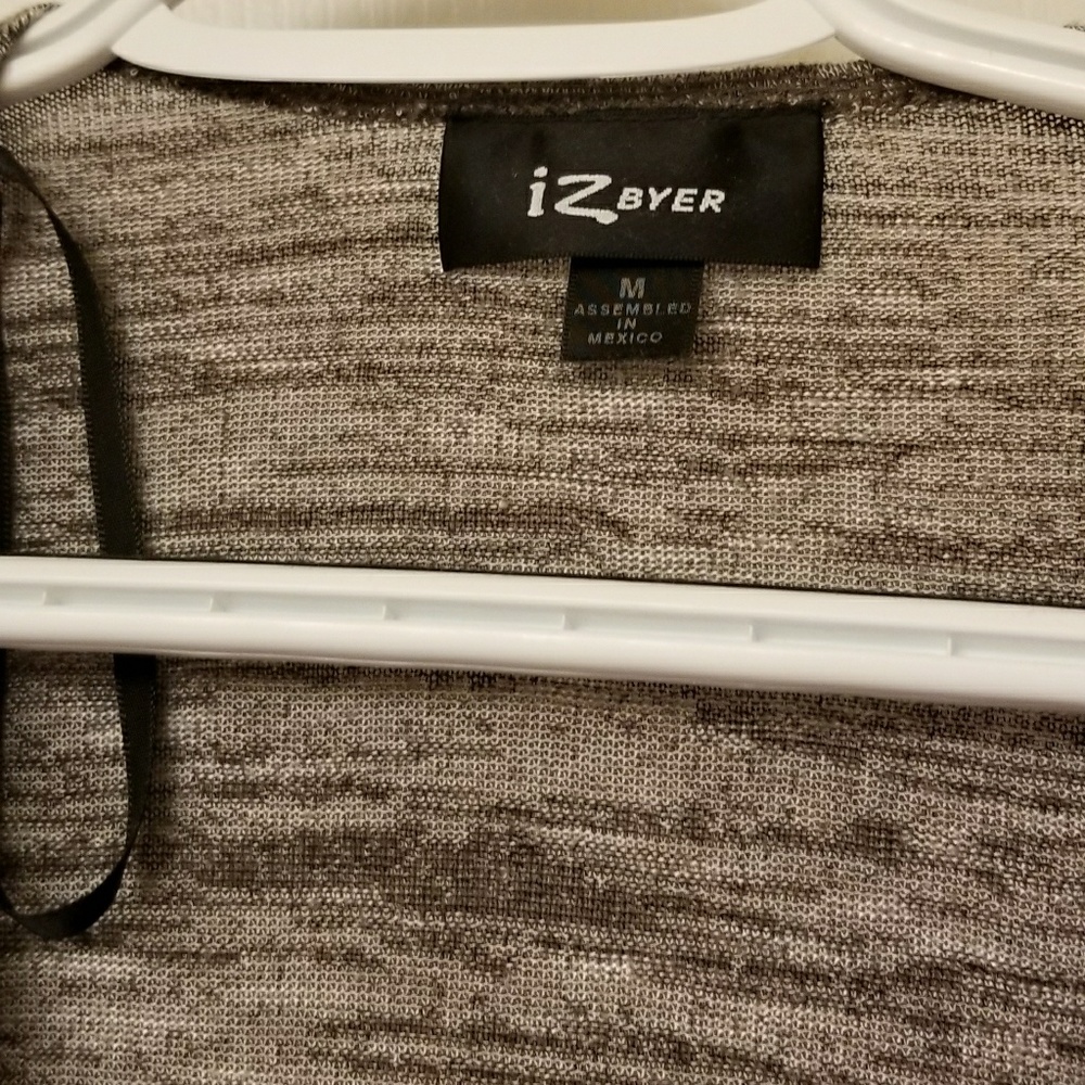 Gray & Black cover up shirt - Picture 2 of 3