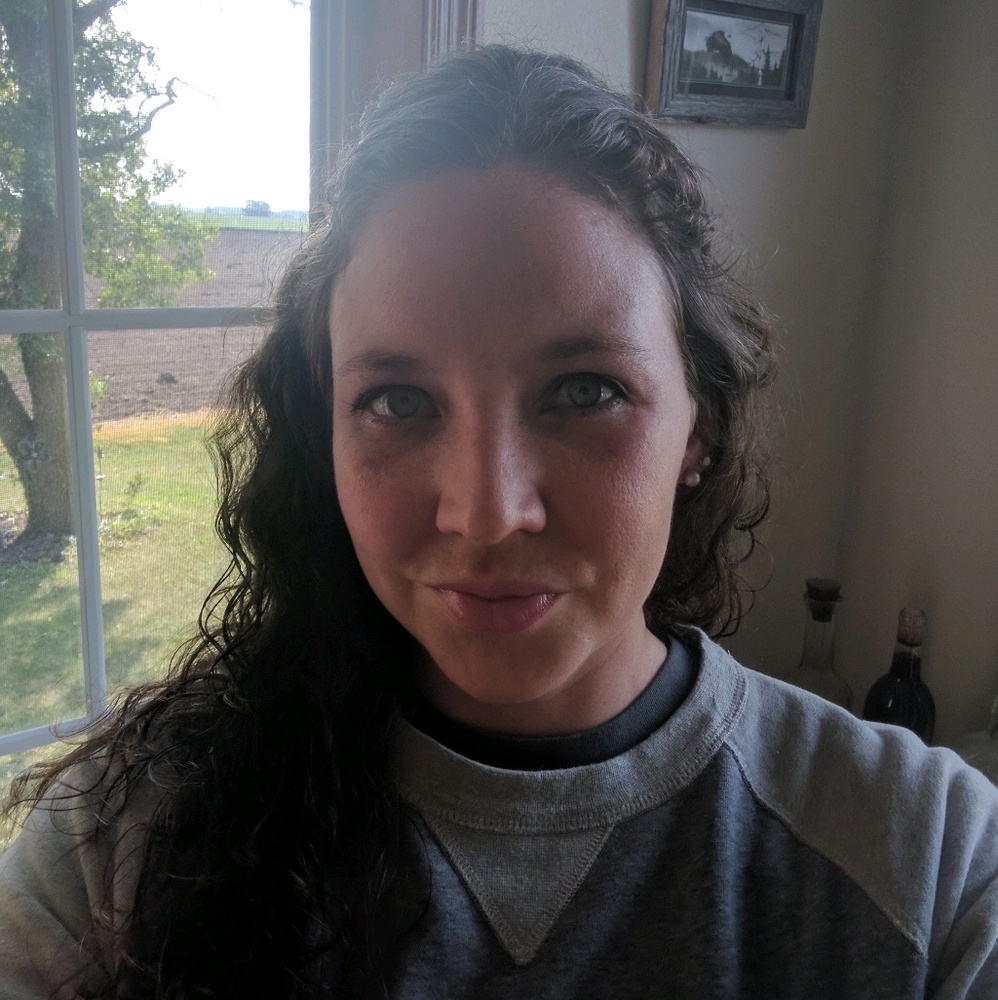 Meet your Posher, Jennifer