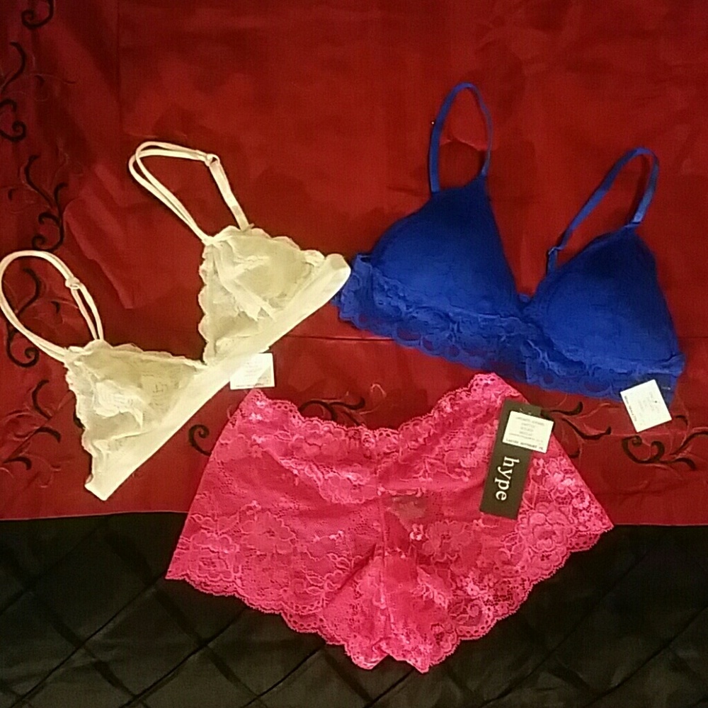 NWT 2 Junior's bras & 1 Ladies Hype lace boyshorts