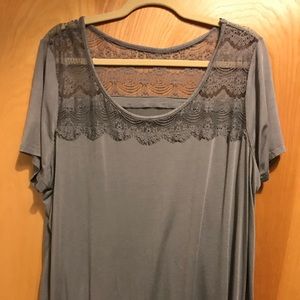 Grey (gray) lace t shirt LANE BRYANT SZ 18/20