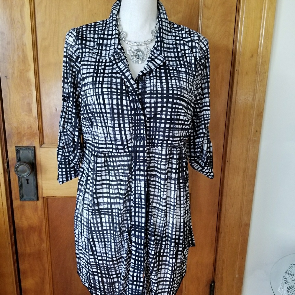 Black and white blouse