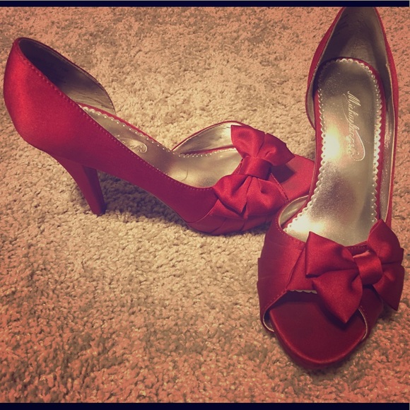 Red michaelangelo maribelle heels - Picture 1 of 5