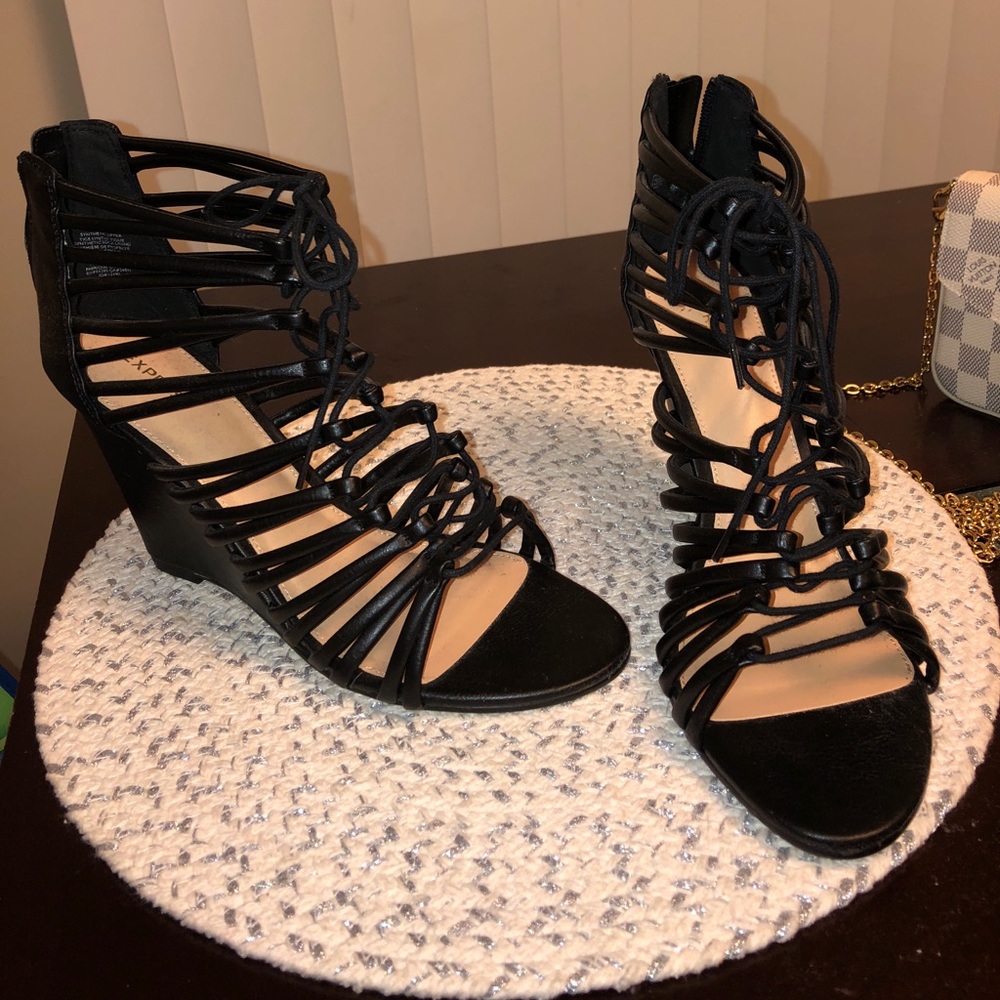 Express wedge heels