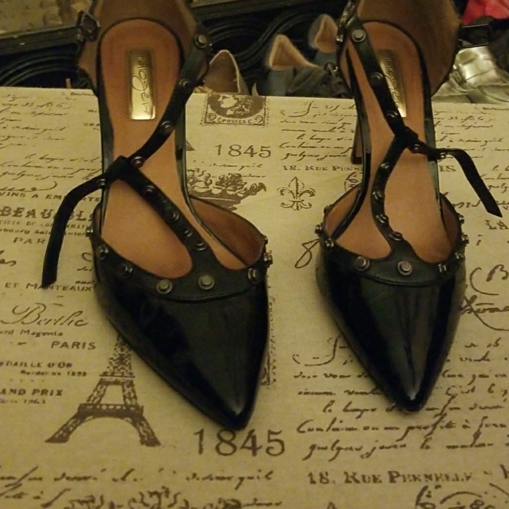 Black Halogen T-strap Stilleto