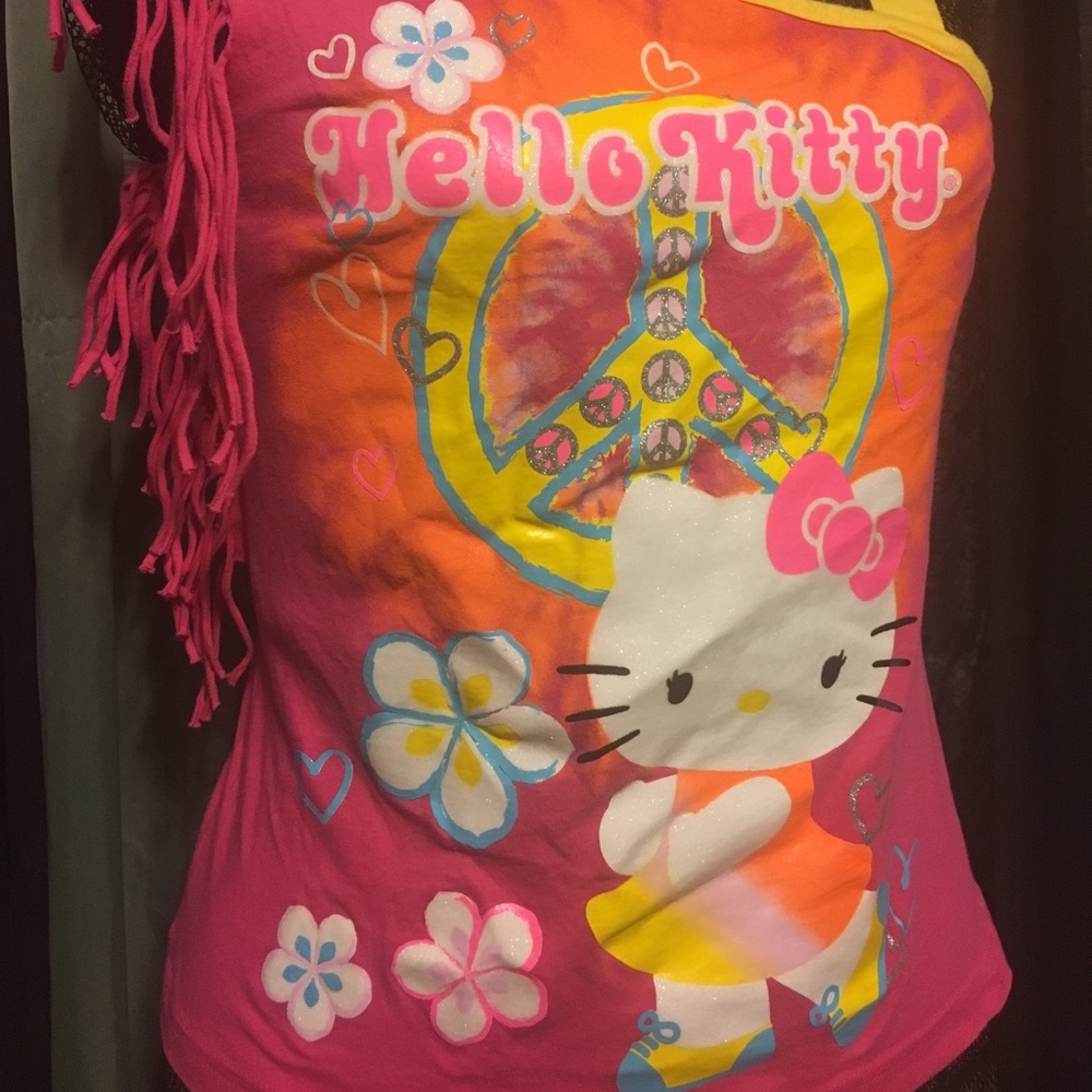 😻HELLO KITTY😻•Fringe TaNk•