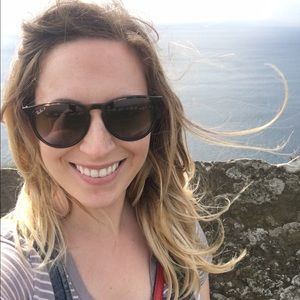 Meet your Posher, Gina
